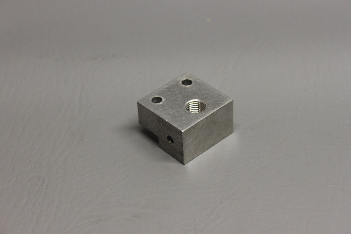 37902-002 Piper Seat Adaptor
