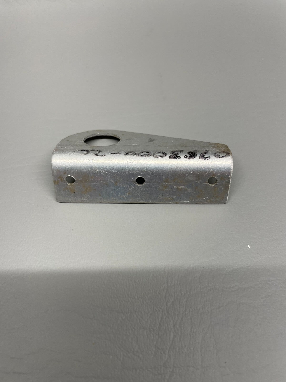 Cessna Bracket Plate P/N 0753000-20 (NEW)