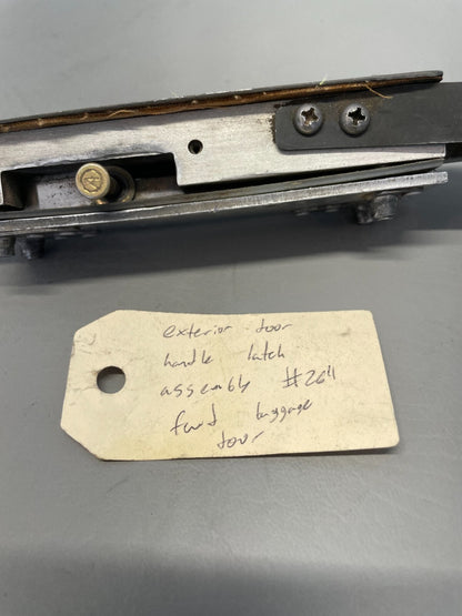 Cessna 177 Cabin Door Latch Assy RH P/N 1511206-11, 1717049-2