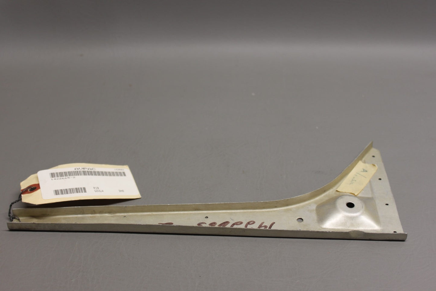 1422665-2 Cessna Rib