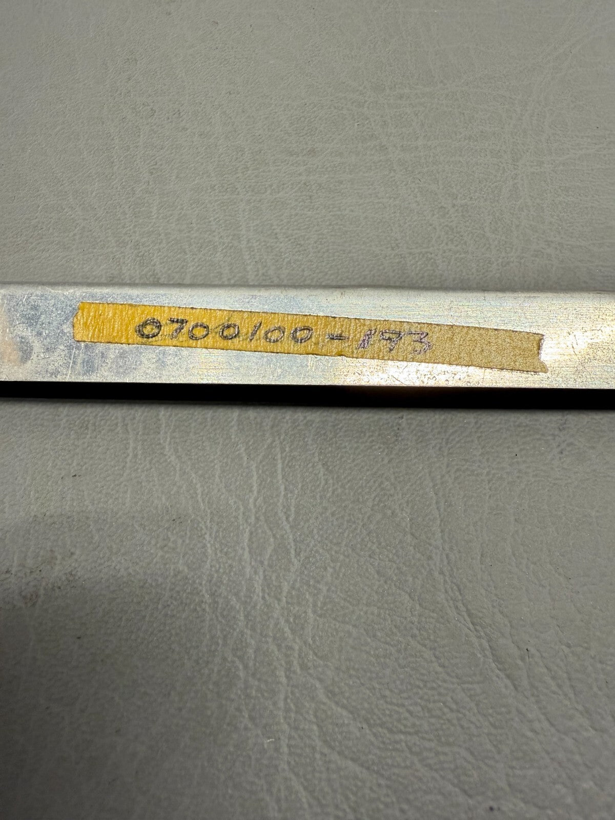 0700100-193 Cessna Retainer
