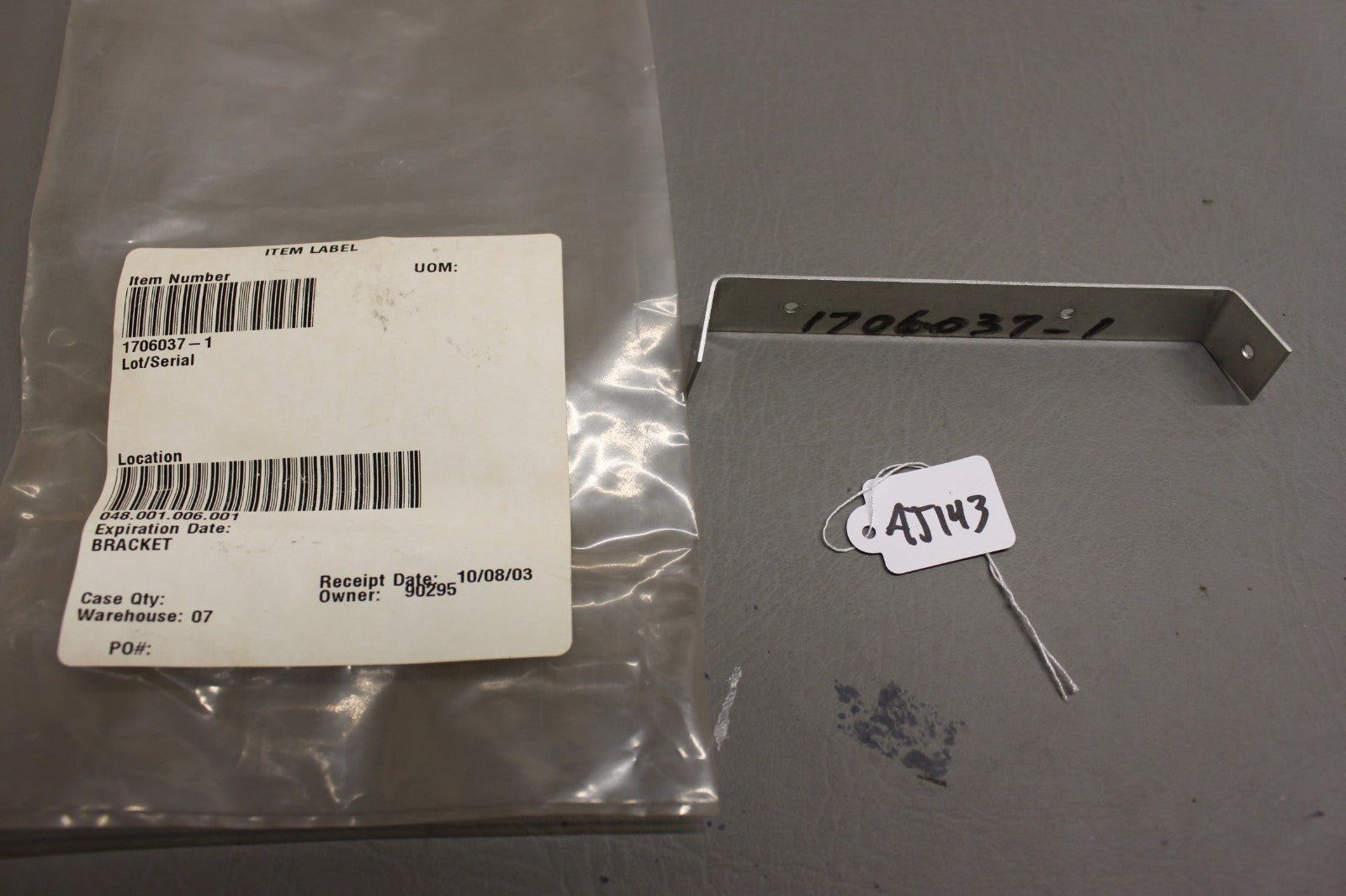1706037-1 Cessna 177 Bracket Support
