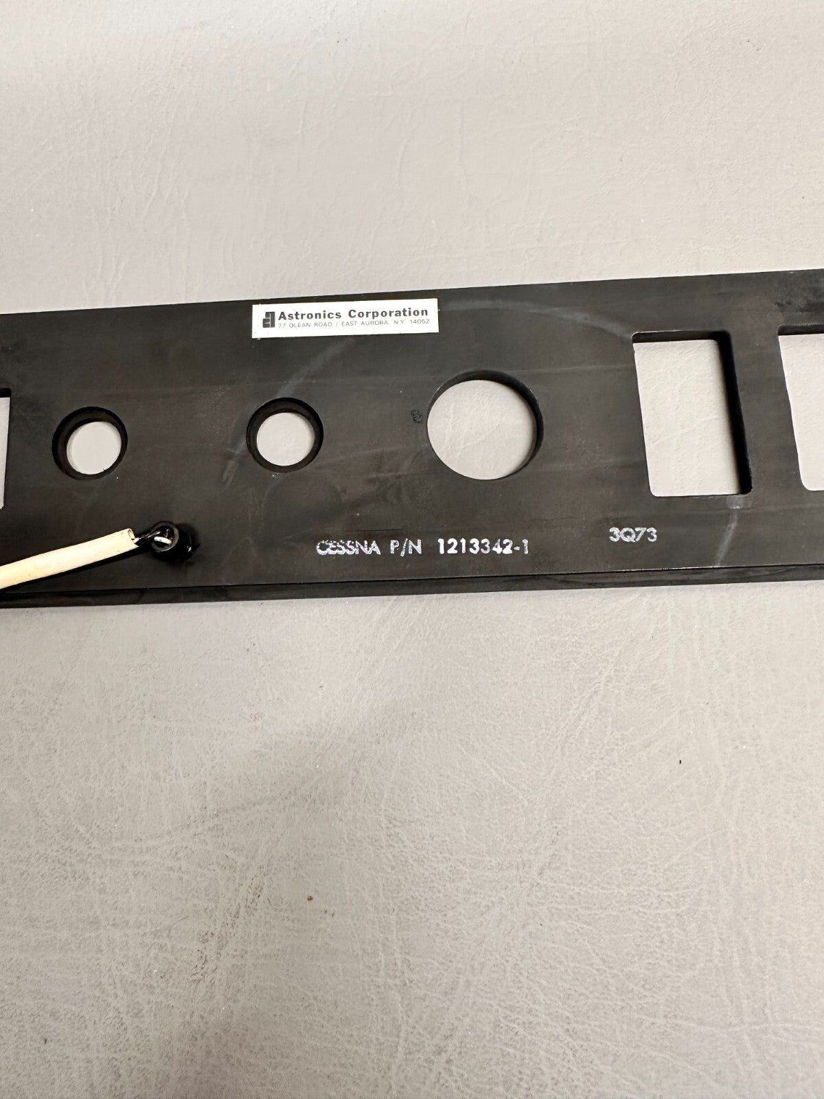 1213342-1 Cessna Avionics Panel
