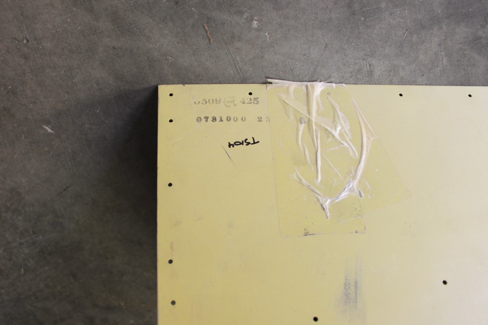 0731000-25 Cessna 180/185 Dorsal Fin Skin