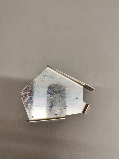 1763007-1 Cessna Cardinal Pully Bracket LH