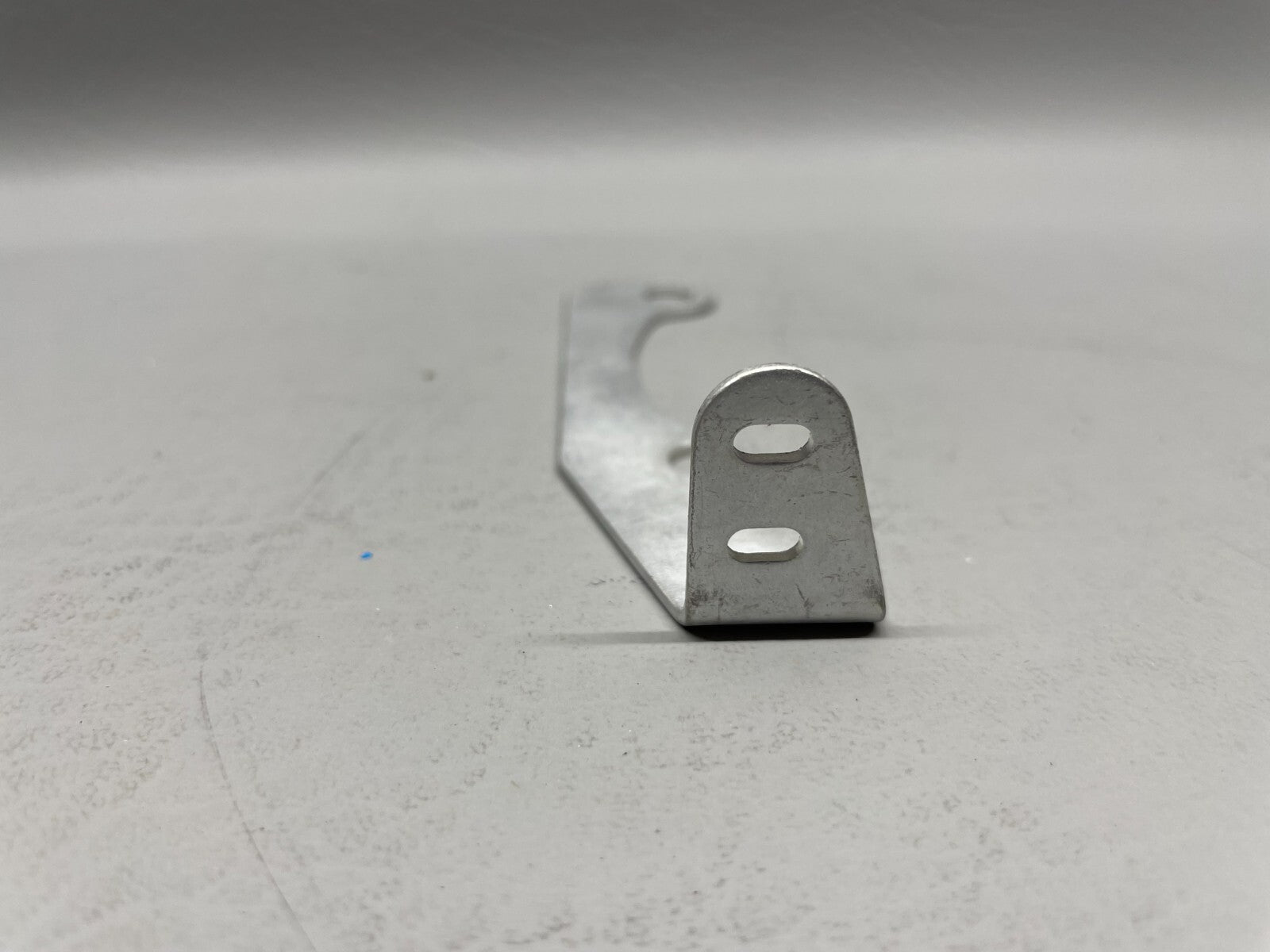 Cessna Hinge Assy P/N 2013096-1 (NEW)