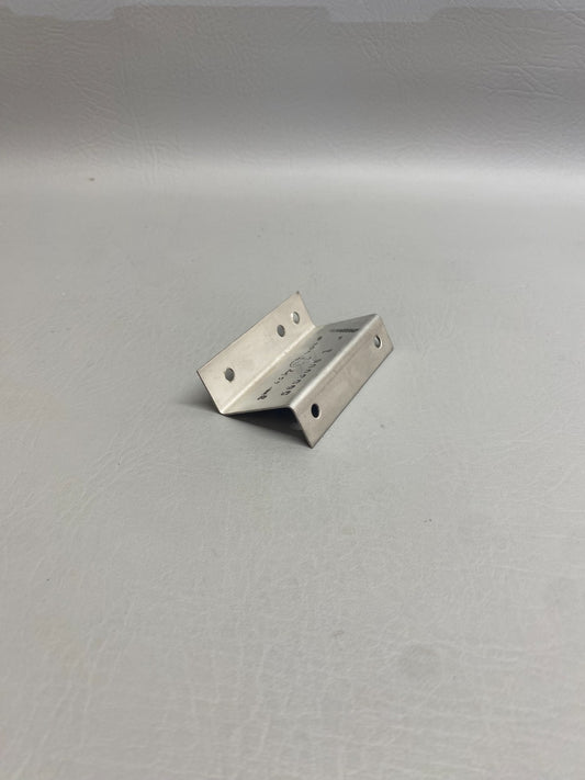 5653006-1 Cessna Bracket with 8130
