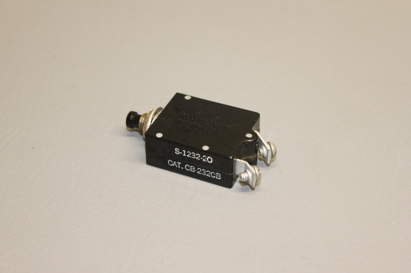 S1232-20 Cessna 20 Amp Circuit Breaker