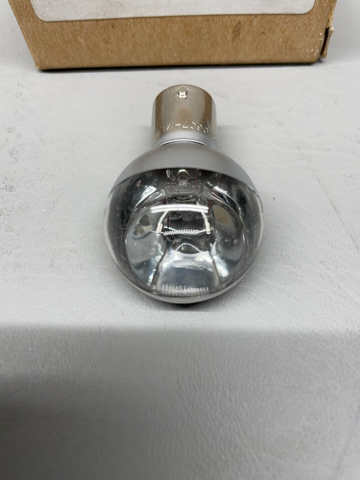 28-Volt / 26-Watt Lamp Incandescent P/N RA-7512-24 (NEW)