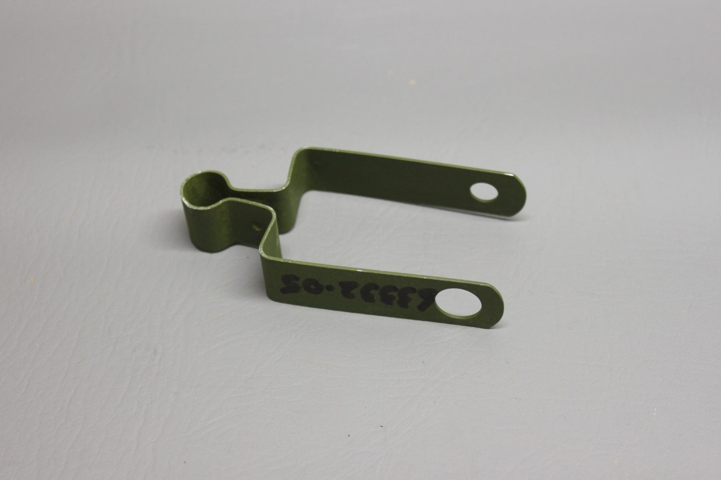 63332-005 Piper PA28 Brake Hose Clip Lower