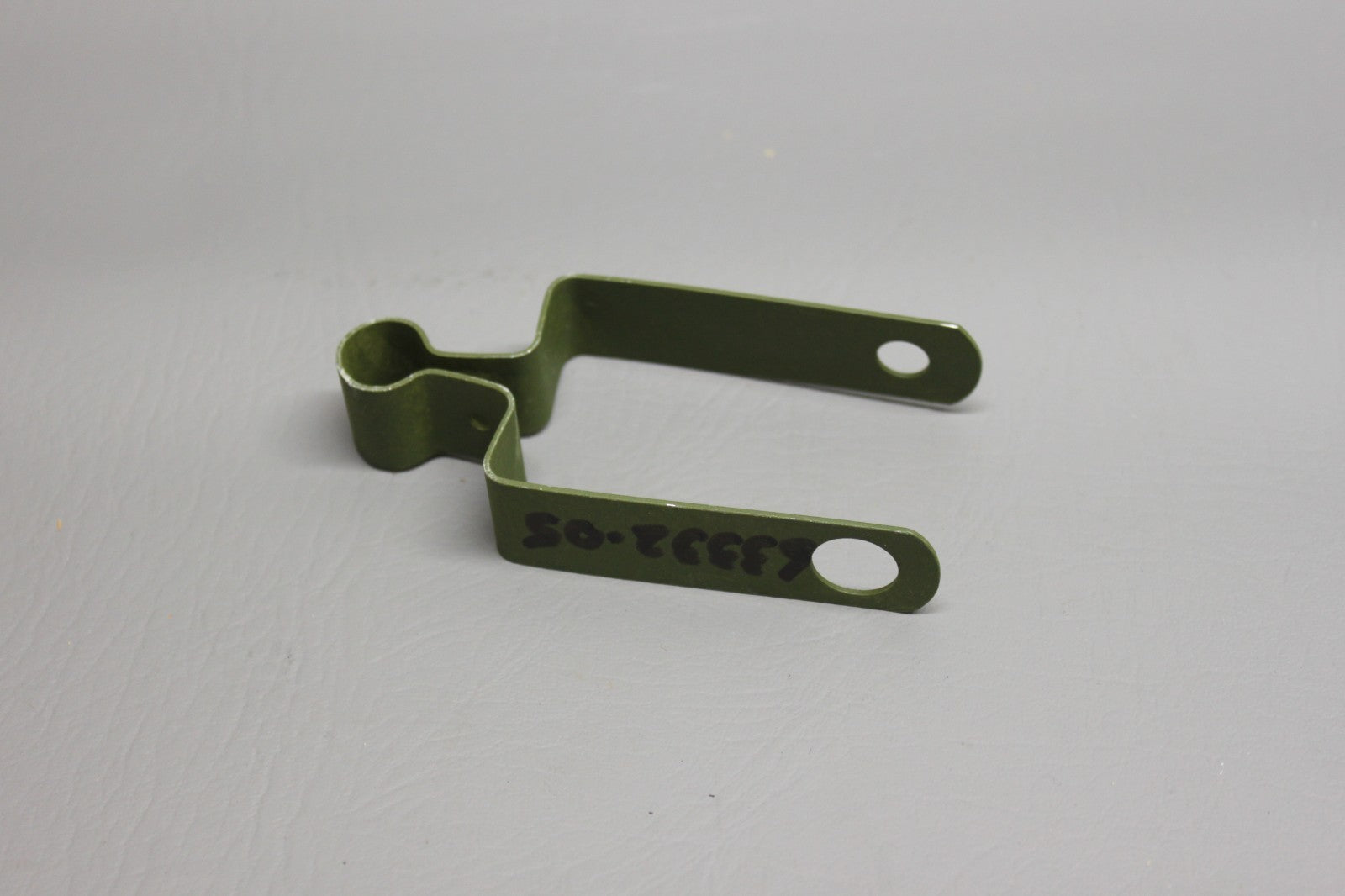 63332-005 Piper PA28 Brake Hose Clip Lower