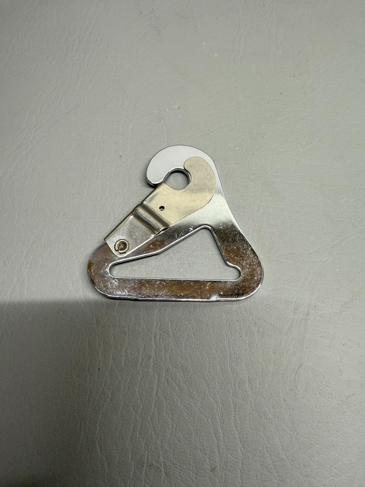 Aircraft Seatbelt Retainer Clip P/N CS1092