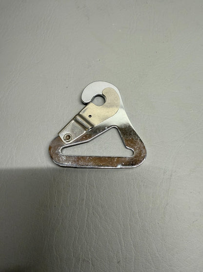 Aircraft Seatbelt Retainer Clip P/N CS1092