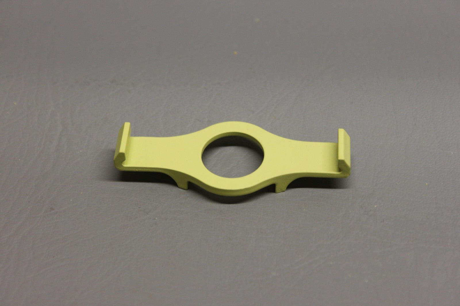 200-0326-101 Bombardier Learjet Anti Rotation Plate with 8130