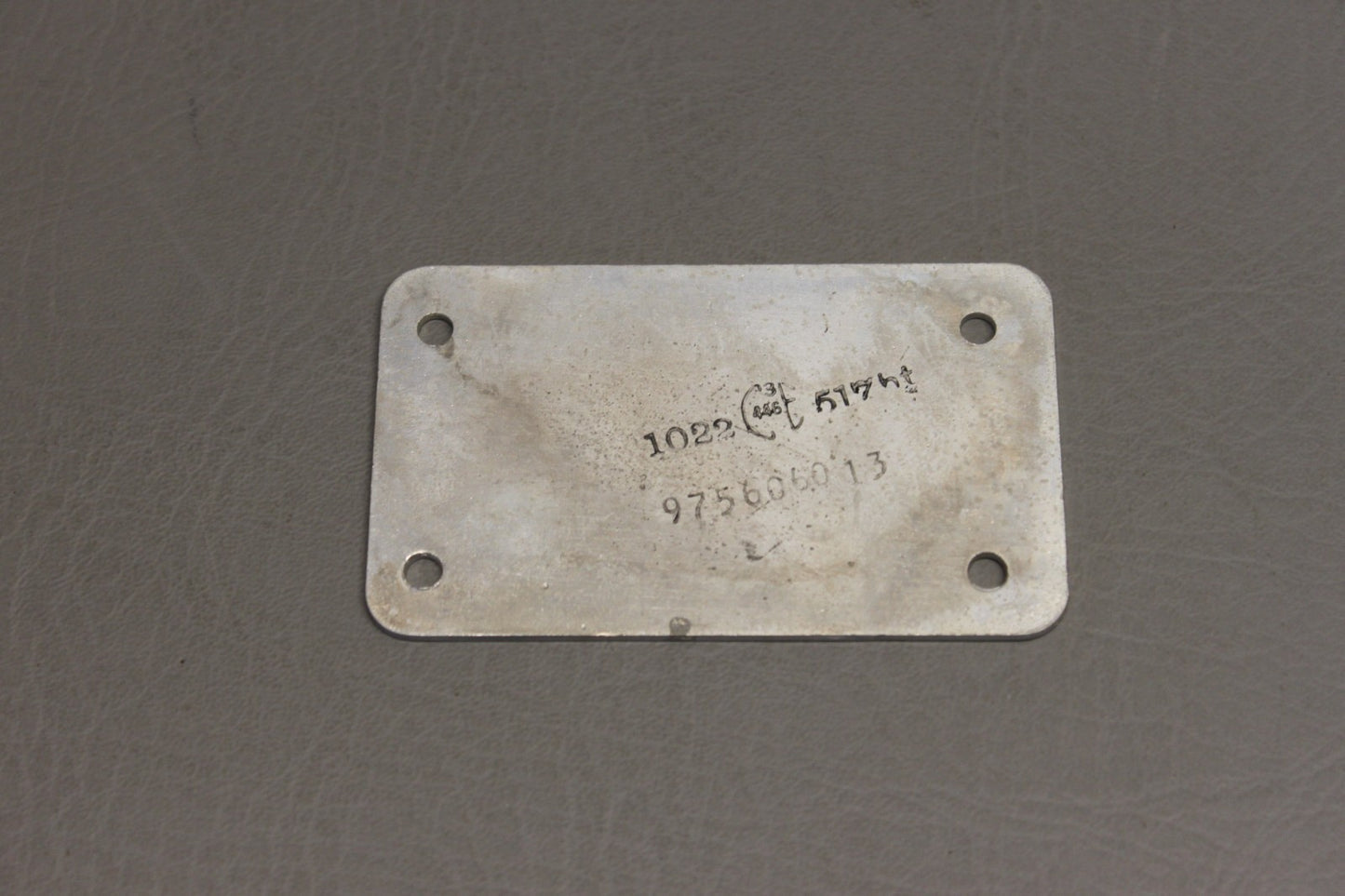 9756060-13 Cessna Support Plate