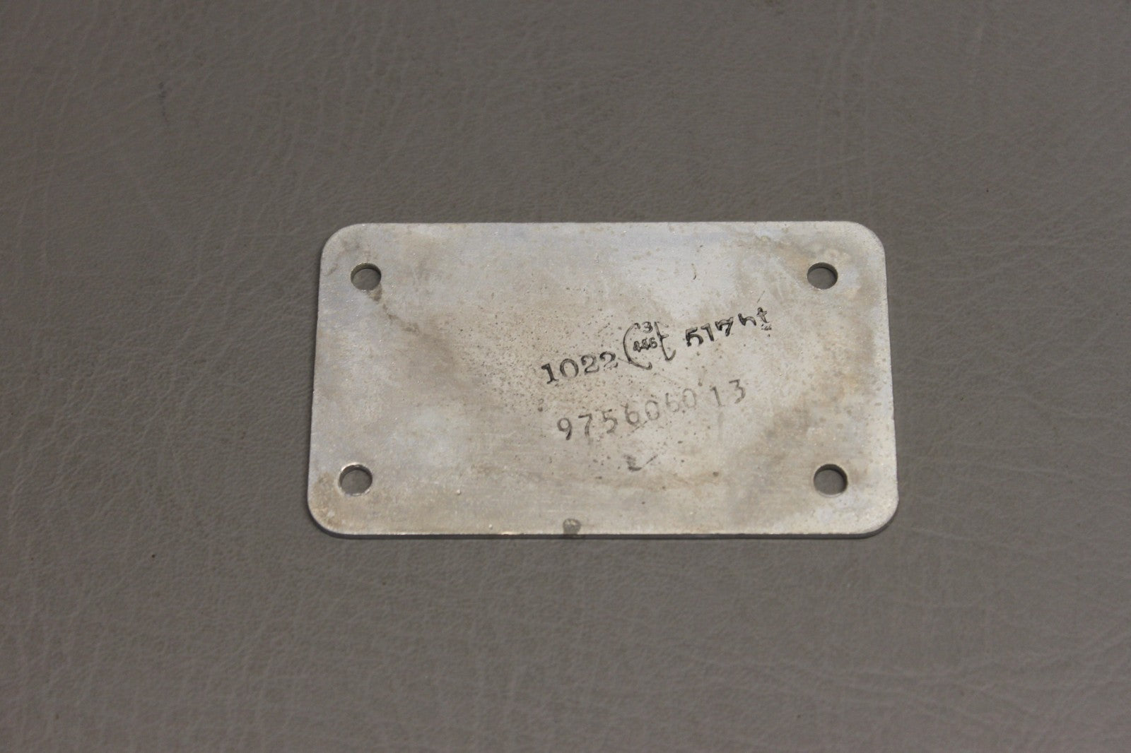 9756060-13 Cessna Support Plate