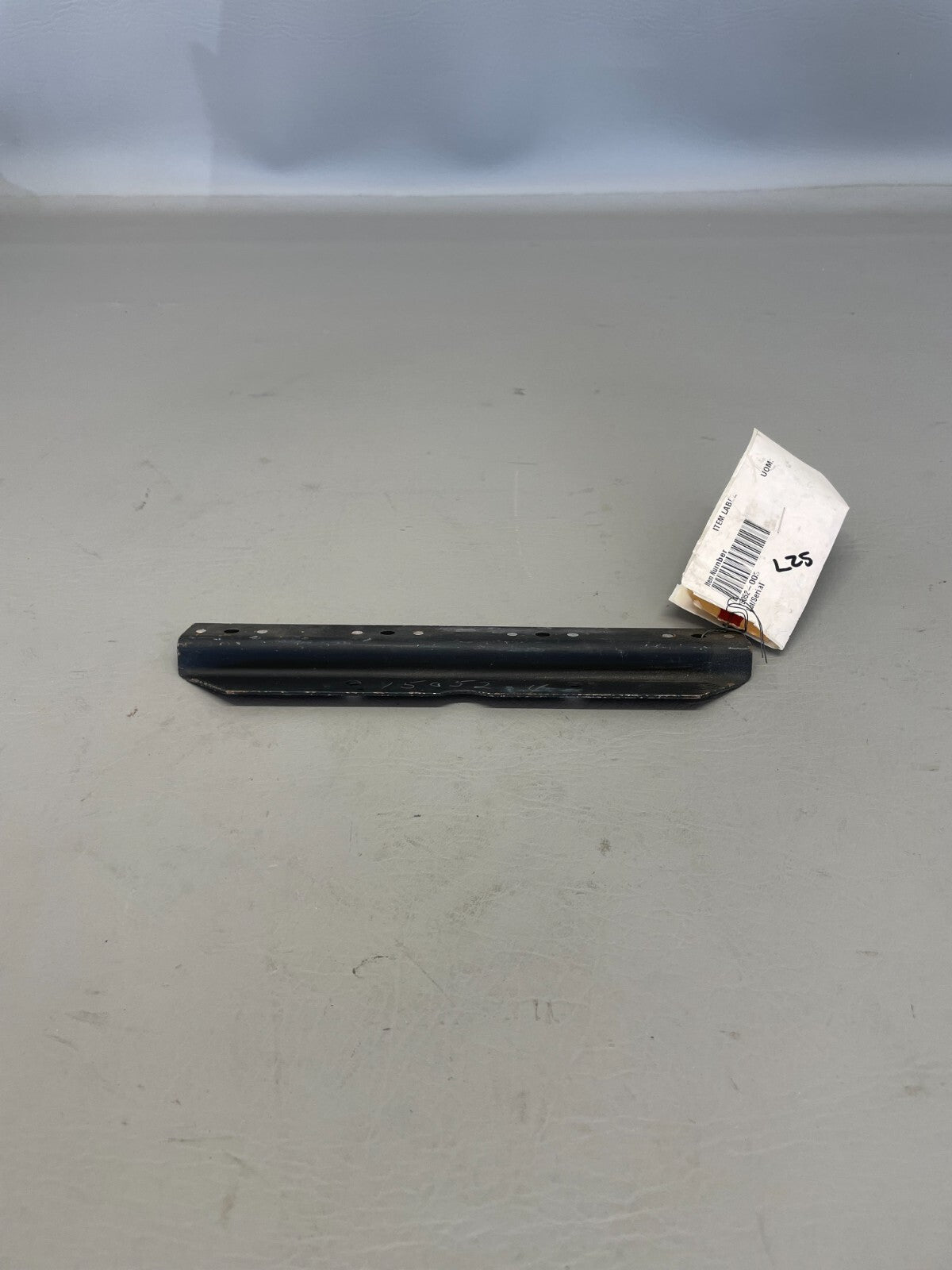 Piper PA-22 Wheel Fairing Bracket Assy P/N 15052-003