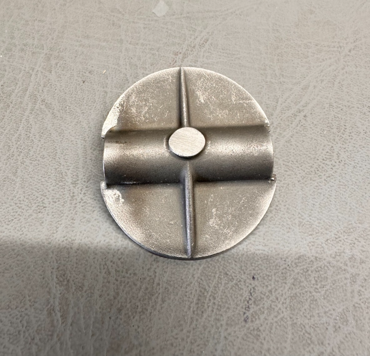 477242 Textron Valve