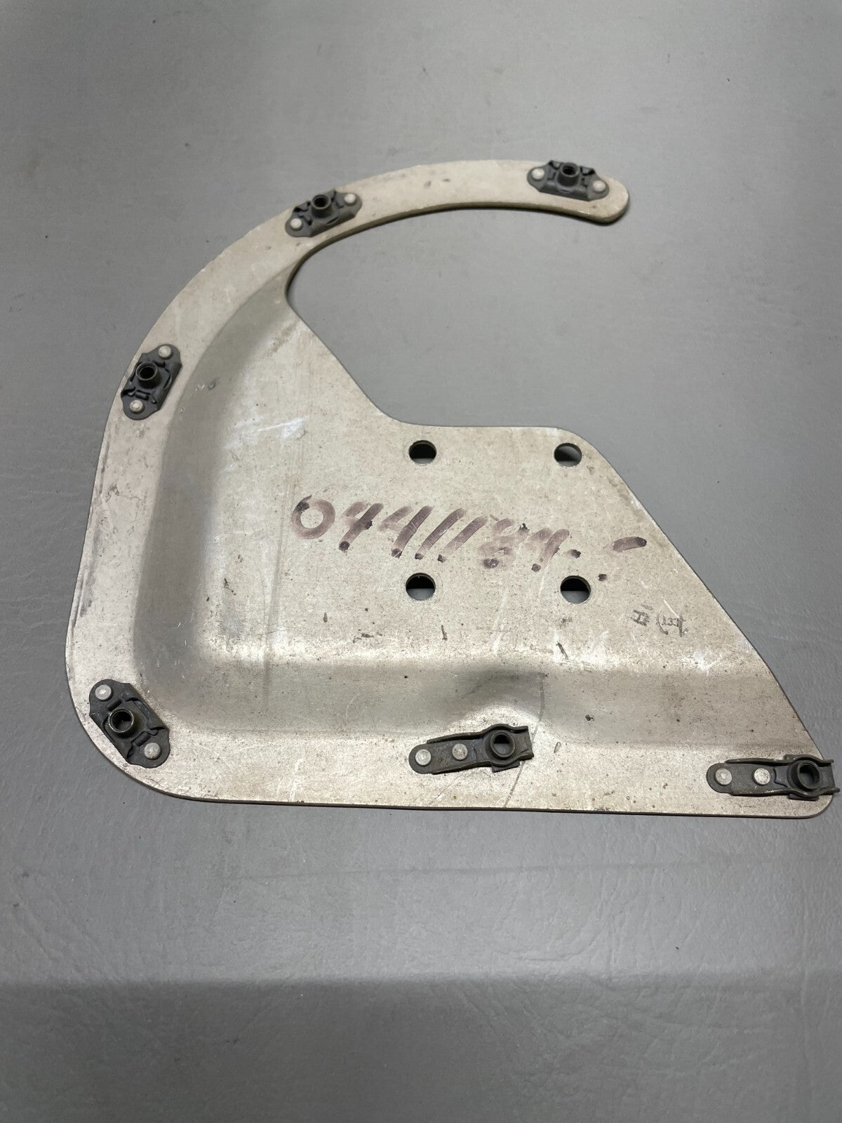 Cessna Wheelpant Plate Bracket P/N 0441184 (NEW)