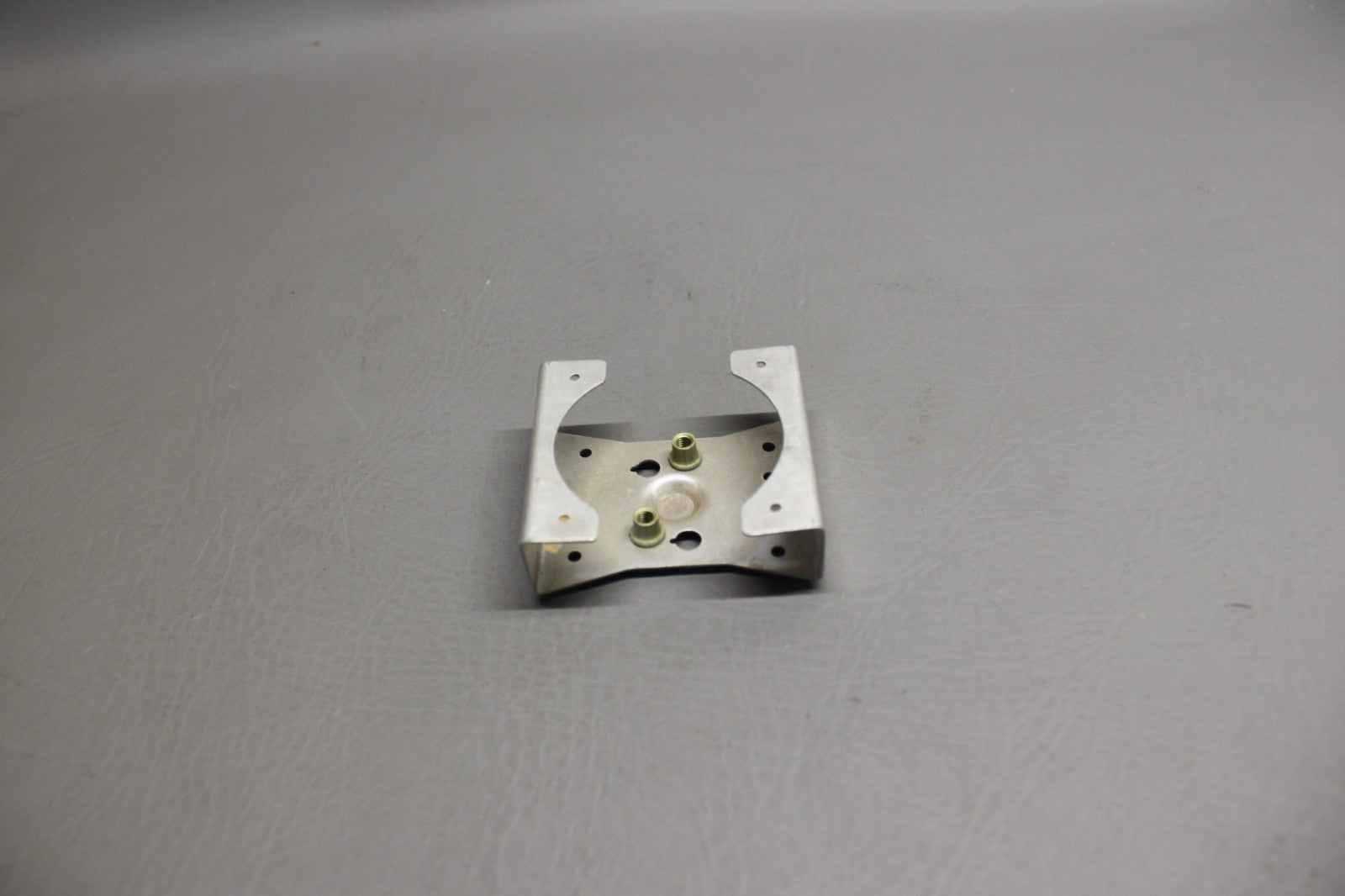 0711063-1 Cessna Bracket Assy