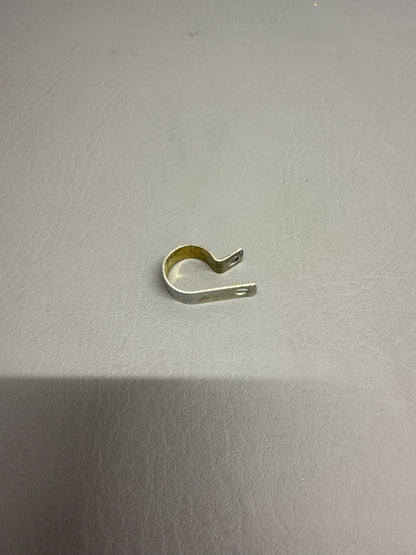454-886 Piper Clamp (139 Pack)