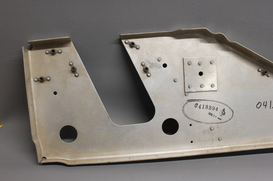 0413394-4 Cessna Bulkhead