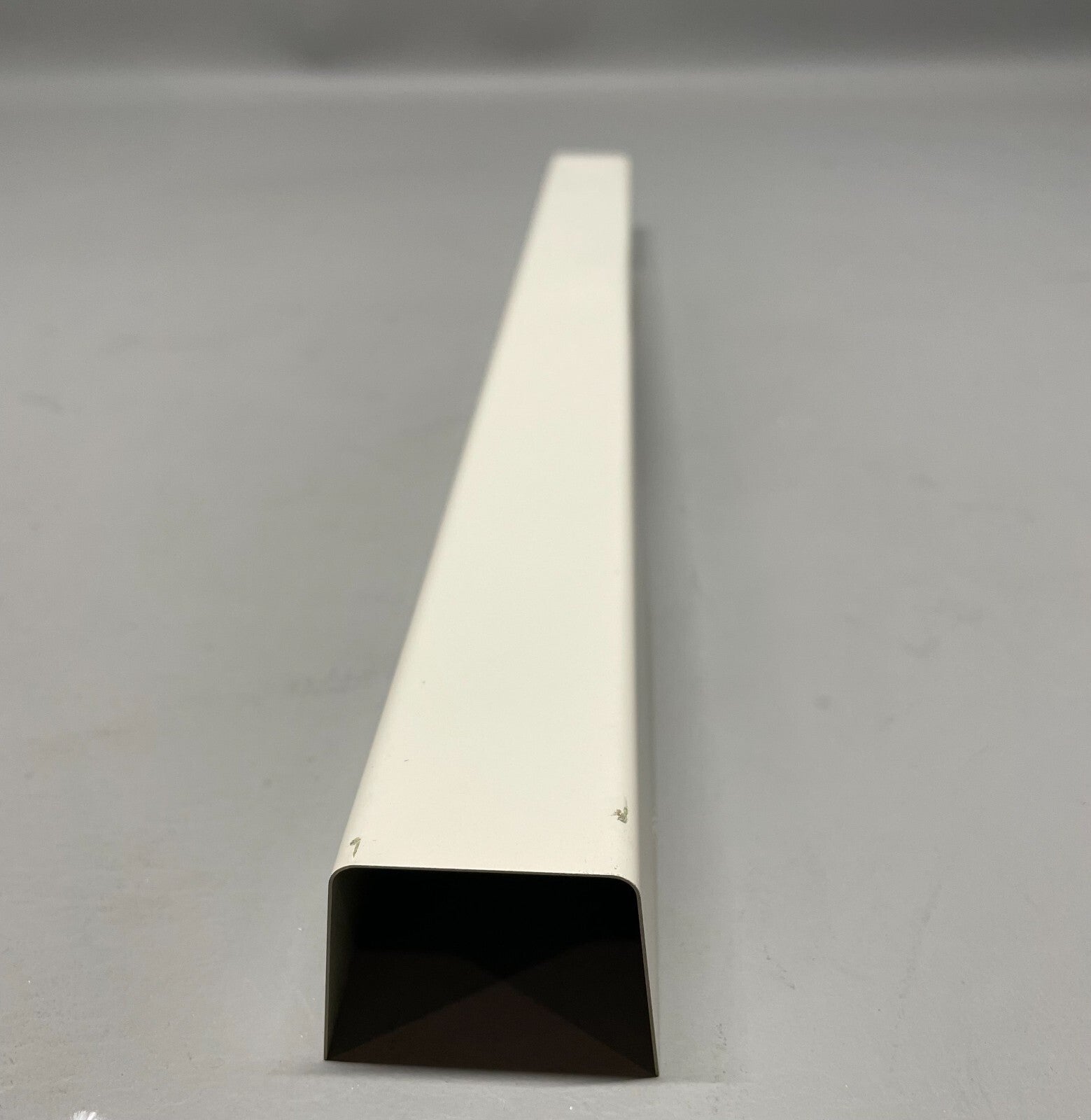 Beechcraft Trim Assy P/N 100-530383-1