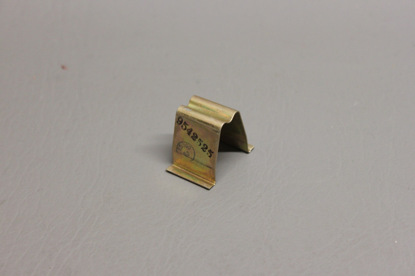 9542525 Aircraft Clip (10 Pack)