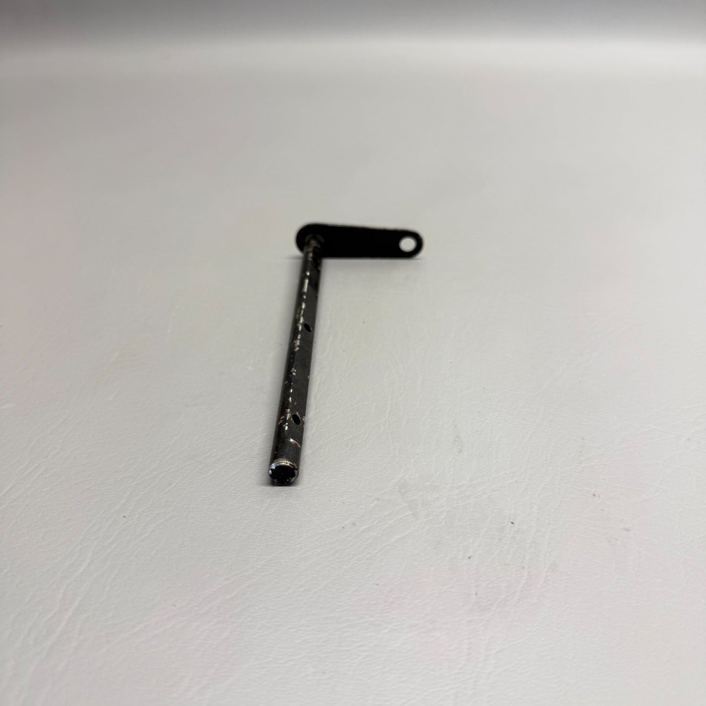 69885-002 Piper Shaft Assy