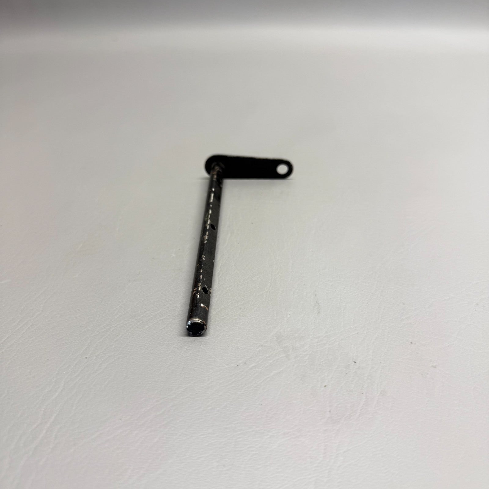 69885-002 Piper Shaft Assy