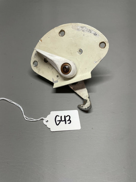 Piper FWD Cargo Door Latch Assy