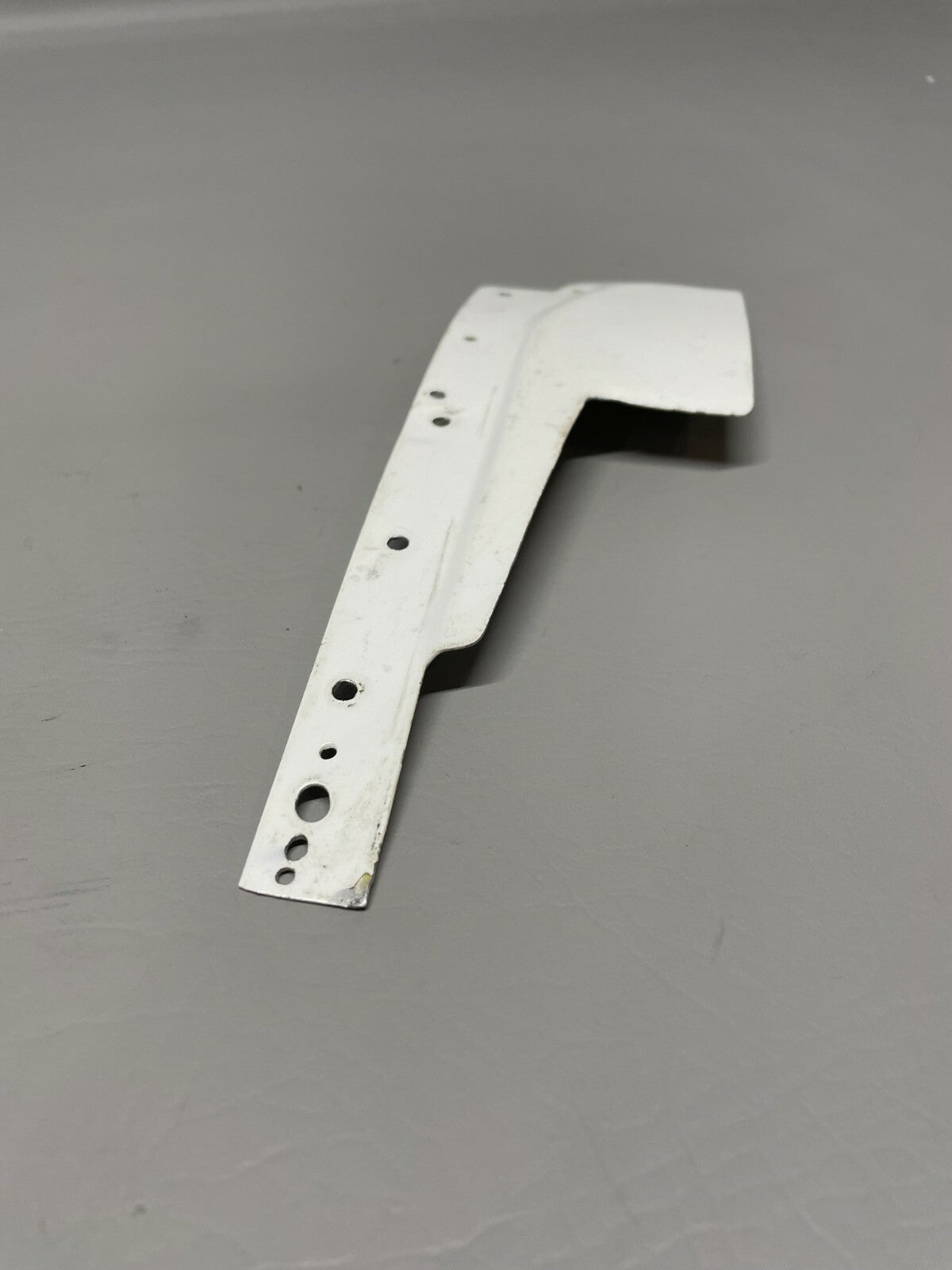 Cessna 182/185 RH Stab Seal Guide P/N 0712303-2