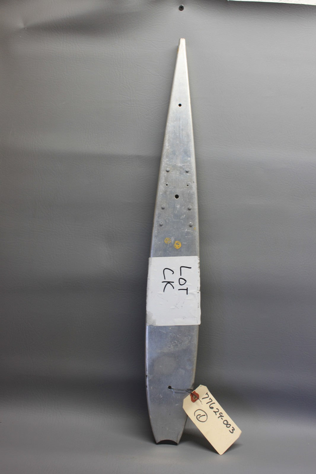 77629-003 Piper Rib