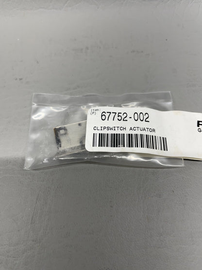 Piper Clipswitch Actuator P/N 67752-002