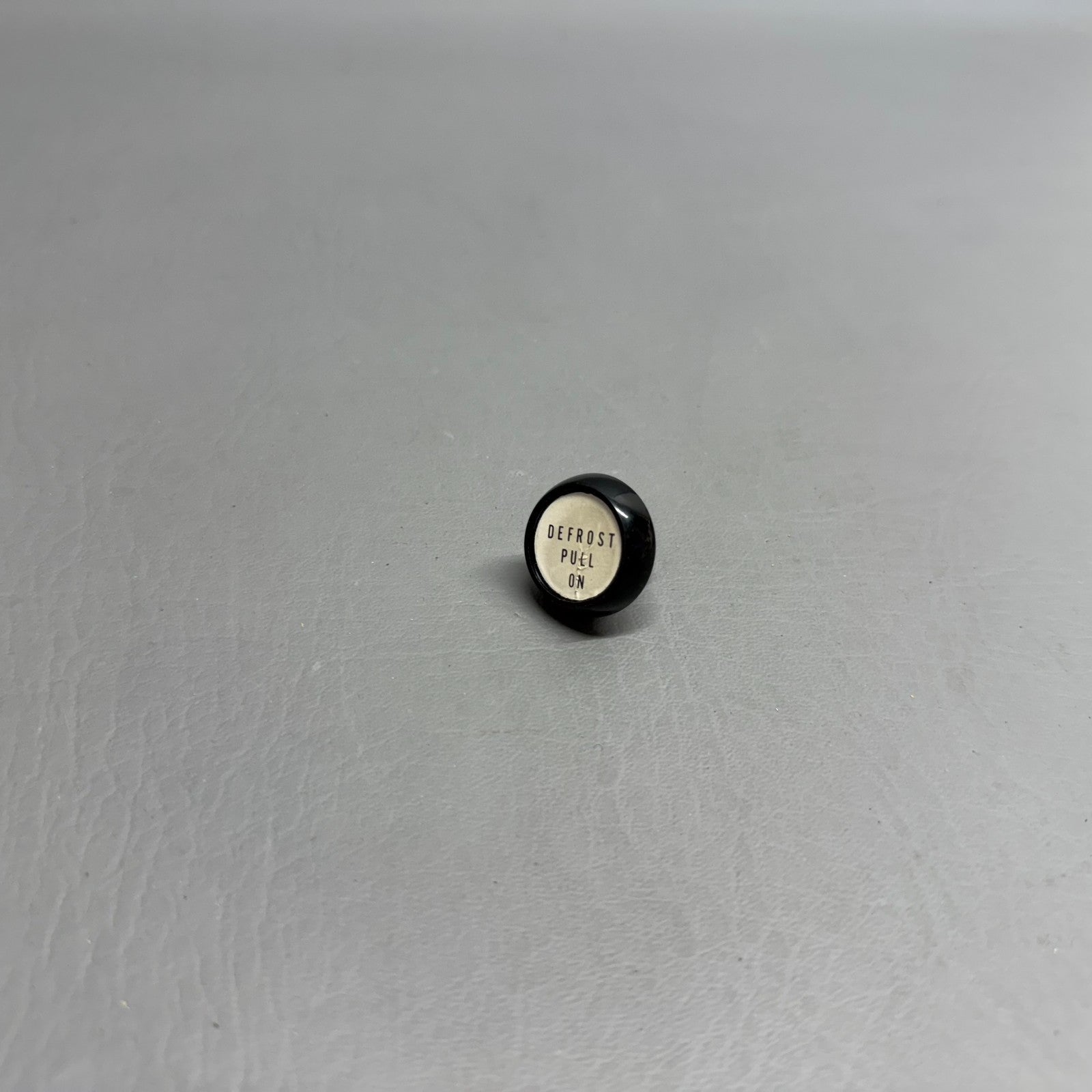 63914-005 Piper Defroster Knob