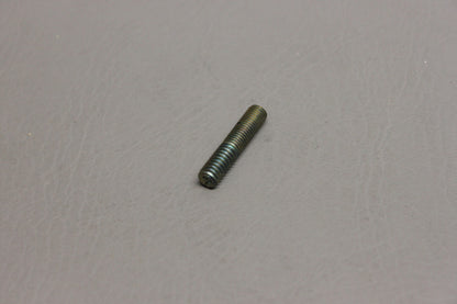 401893P007 TCM Stud