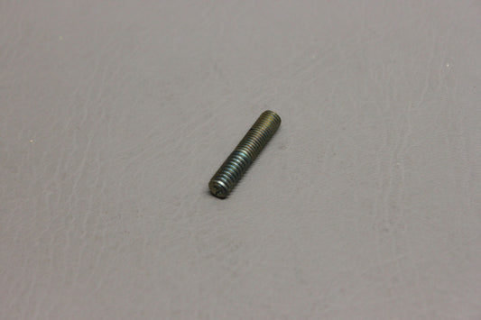 401893P007 TCM Stud
