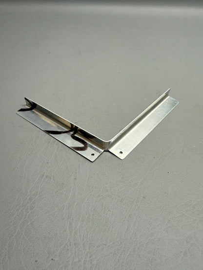 Cessna Retainer P/N 2415027-4
