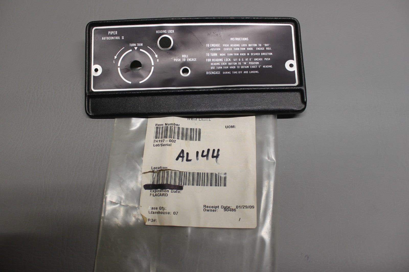 24197-002 Piper Autocontrol II Autopilot Faceplate