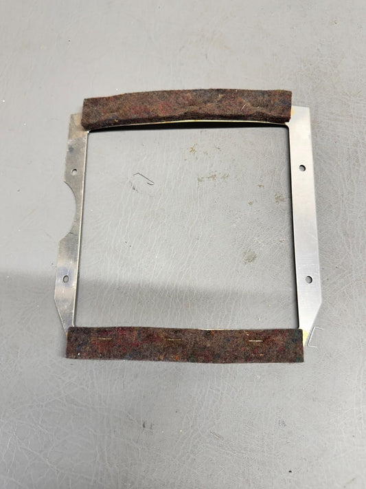 67829-003 Piper Felt Seal