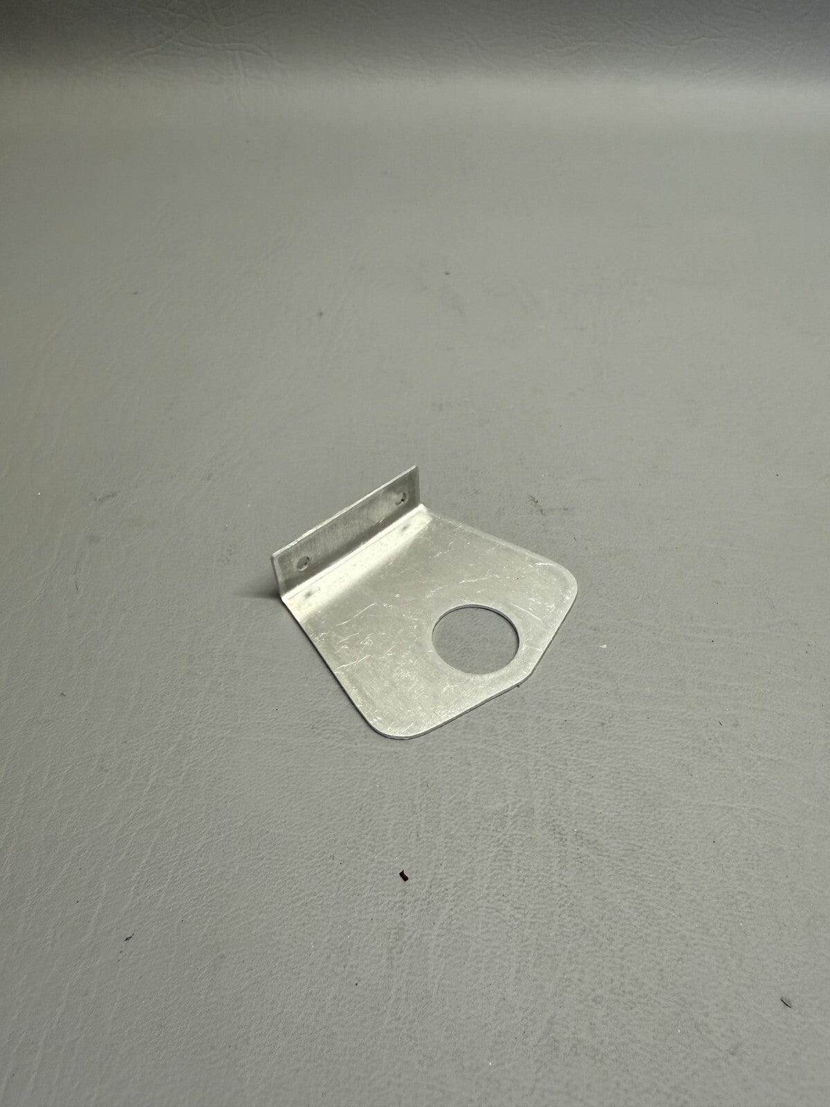 Cessna Cowl Mount P/N 0453003-3