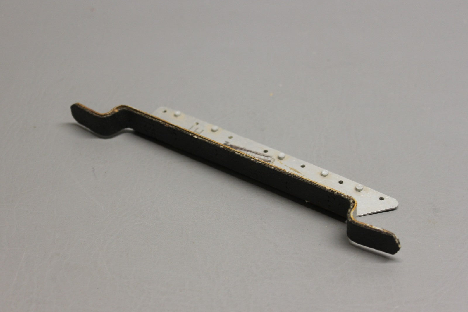 0850007-4 Cessna Strap