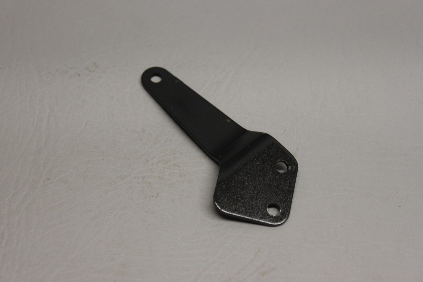37902-008 Piper Lever