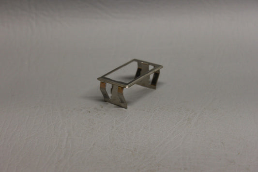 758-132 Piper Bracket