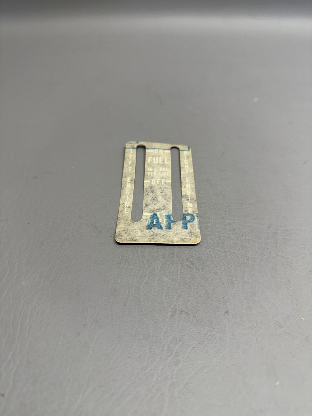 Piper Fuel Placard P/N 582-564 69669-099