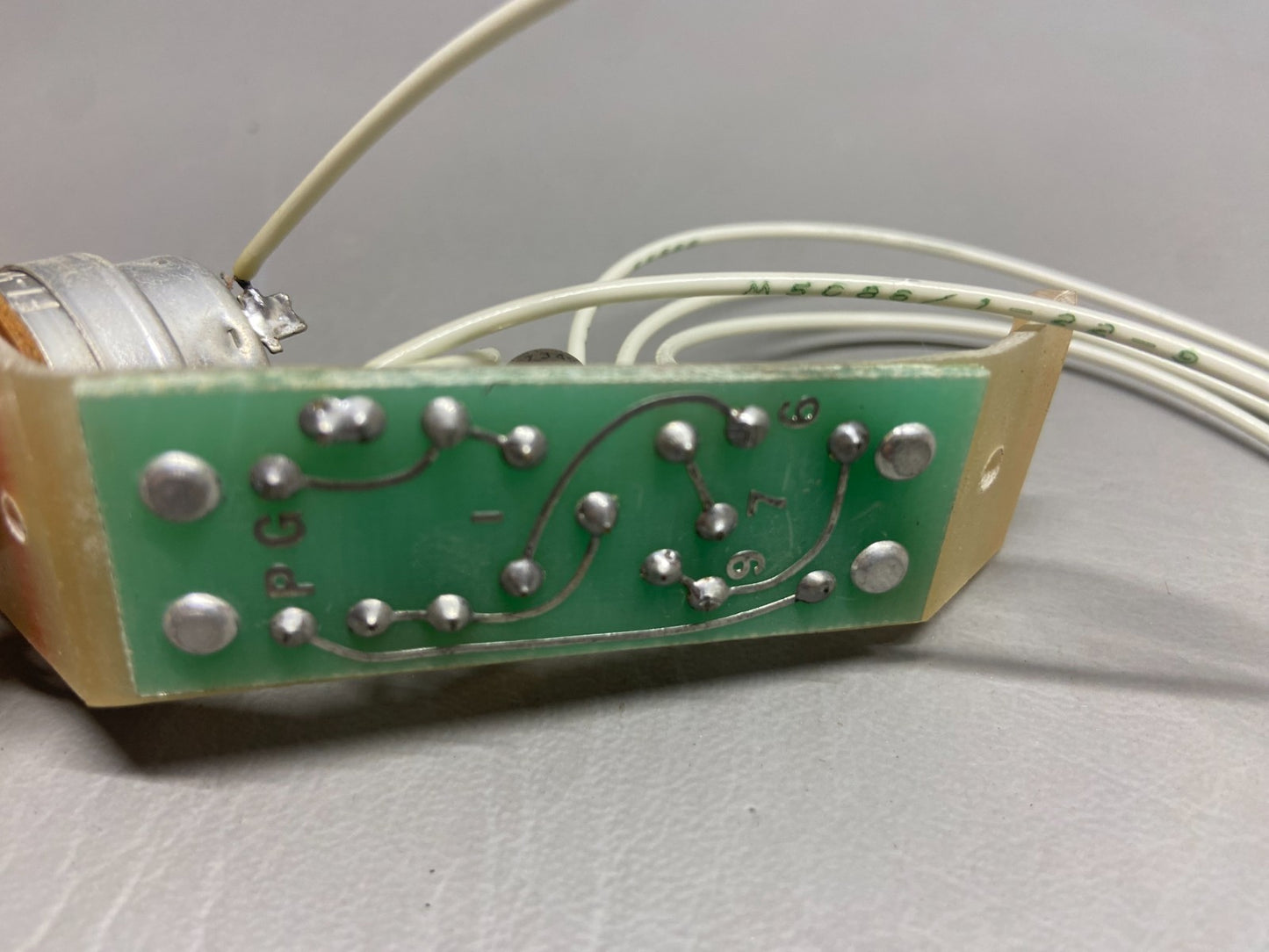584-178 Piper Relay