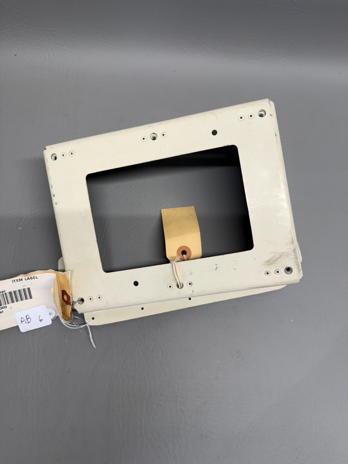 52939-000 Piper Navajo Mounting Bracket Synchrophaser Computer Mount