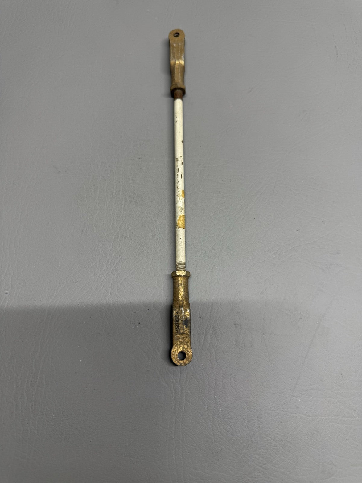 0811541-2 Cessna 310Q Linkage Rod