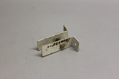 1600025-1 Cessna Support Assy