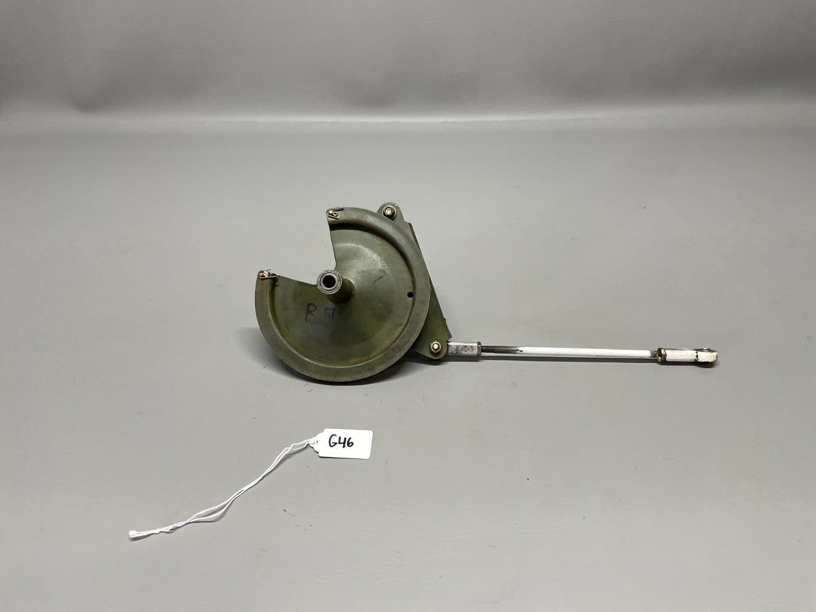 Cessna 150 172 182 Flap Bellcrank Assy RH P/N 0760612-1 